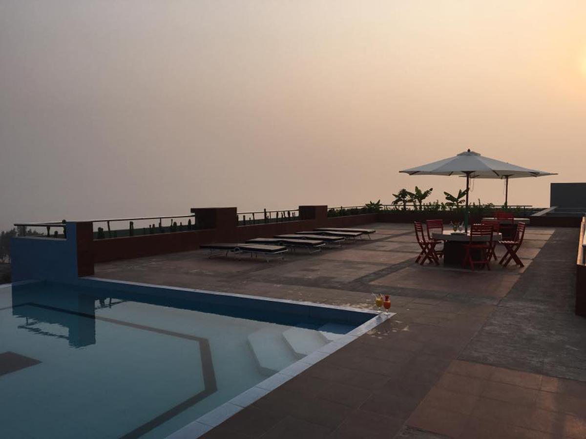 Neeshorgo Hotel & Resort Cox's Bazar Exterior foto