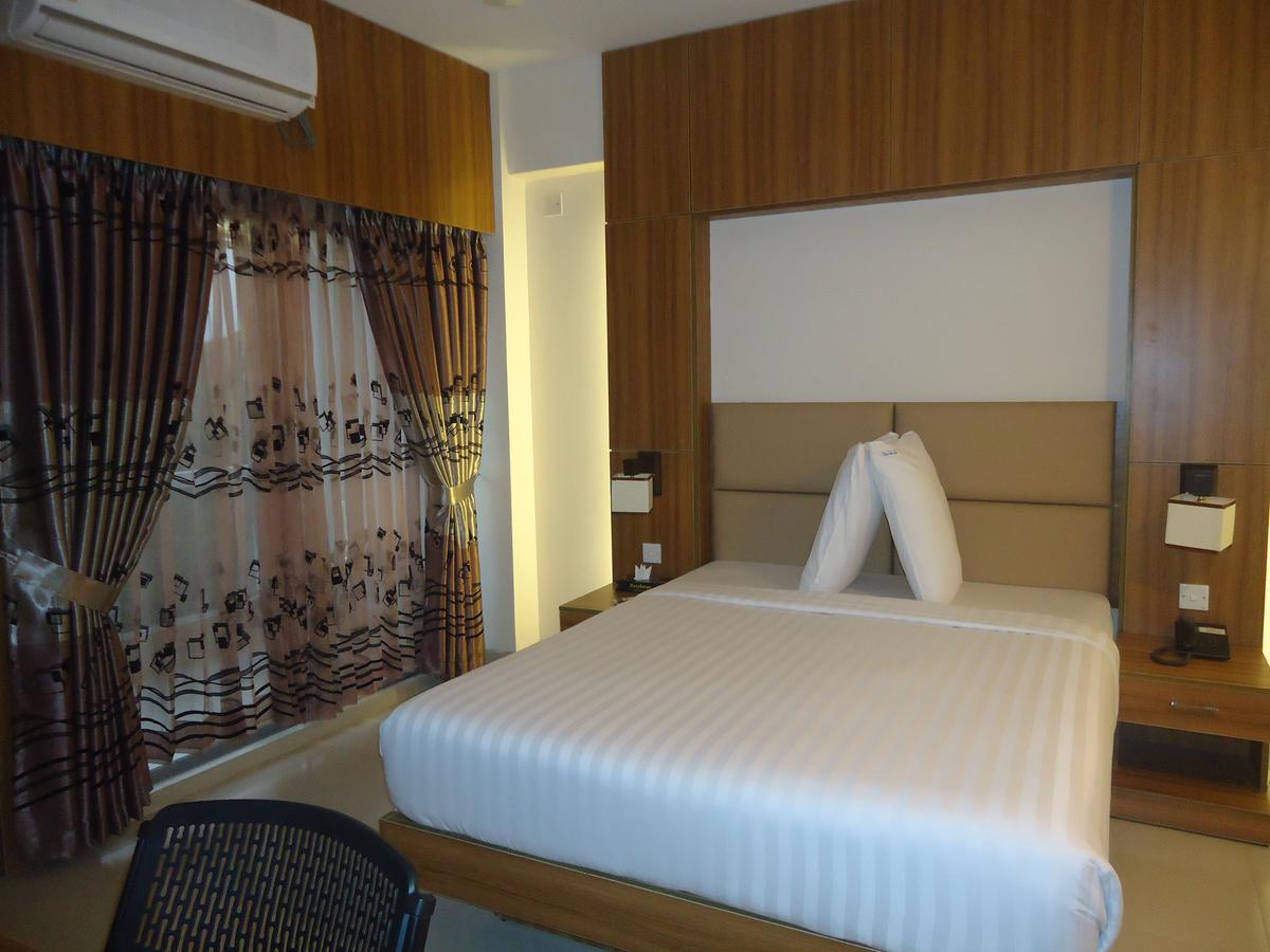 Neeshorgo Hotel & Resort Cox's Bazar Exterior foto